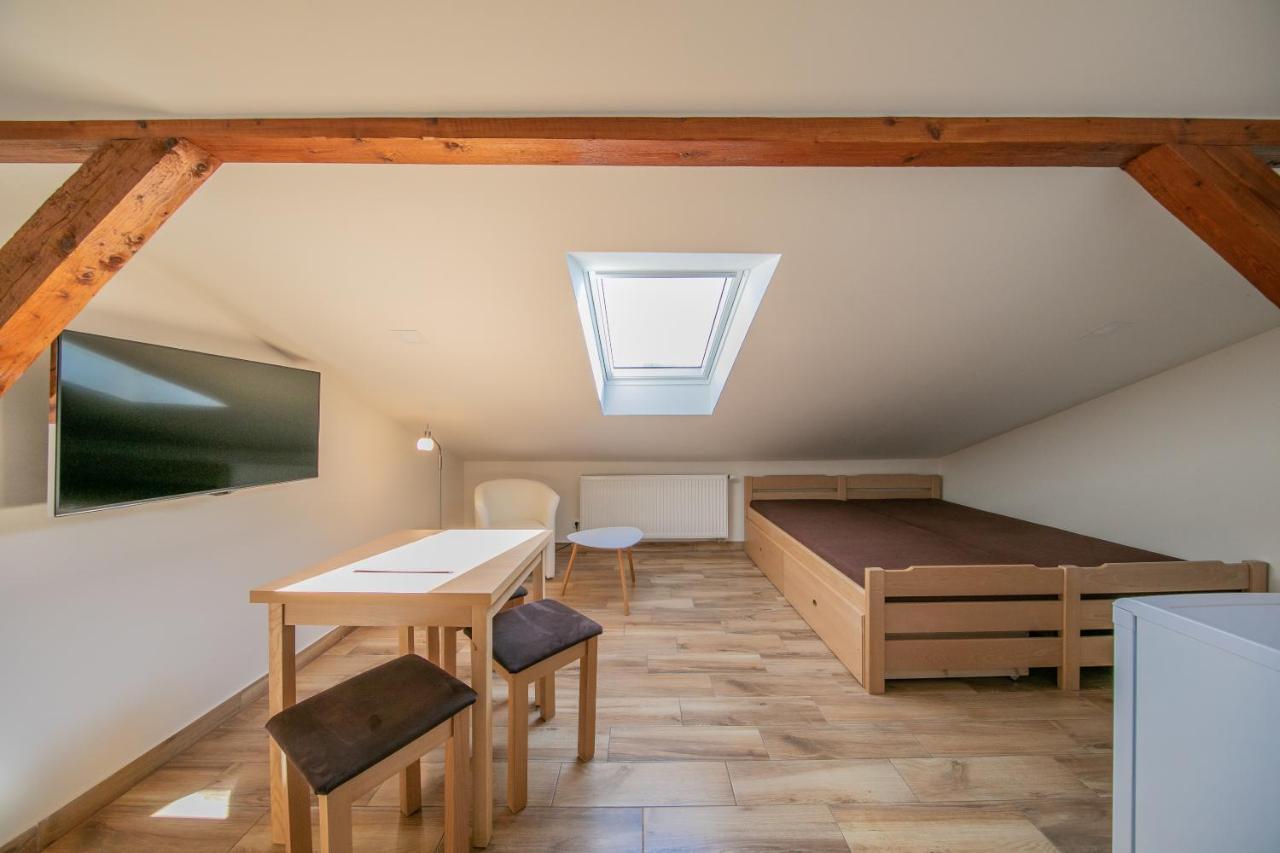 Na Rybnicku Bohutin Hotel Bagian luar foto